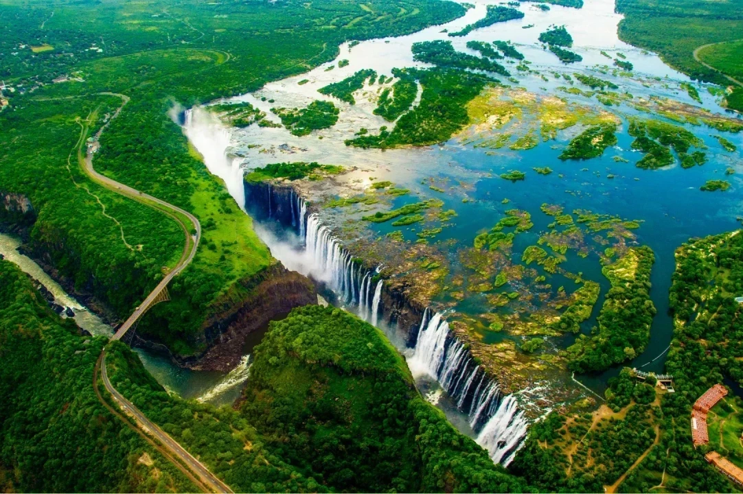 Africa de Sud, Cascada Victoria & Botswana: În Inima Africii